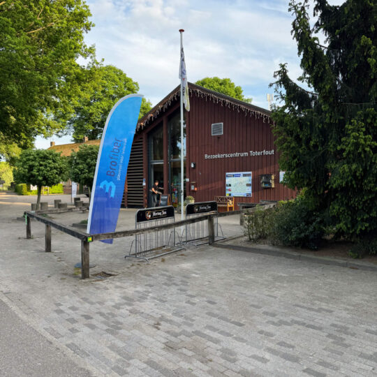 https://brofiber.nl/wp-content/uploads/2025/06/glasvezel-in-zandoerle-2-540x540.jpg